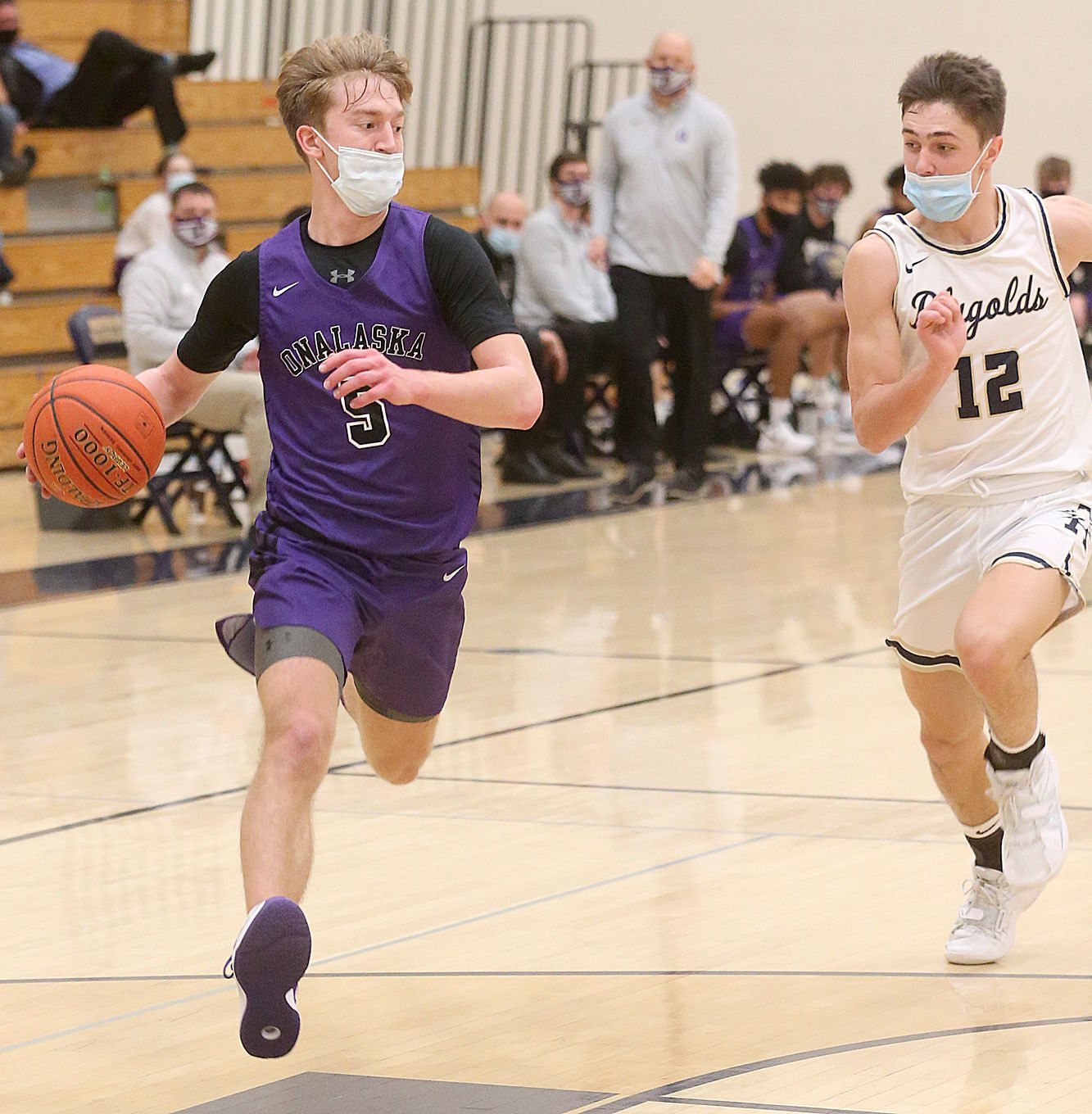 January 19: Onalaska vs Aquinas